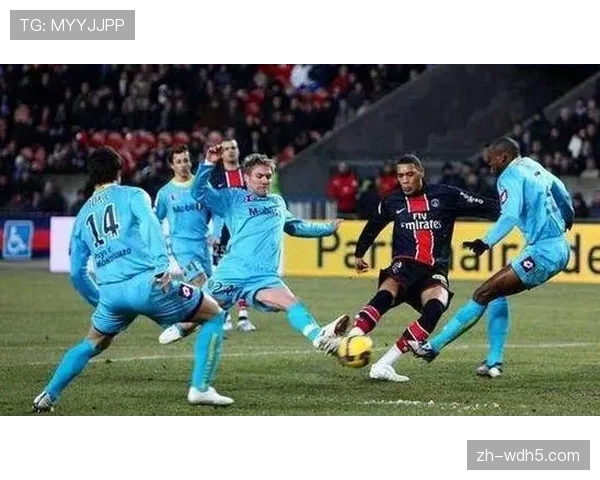 巴黎3-2里昂一役揭示防守漏洞，恩里克称韧性为夺冠基础